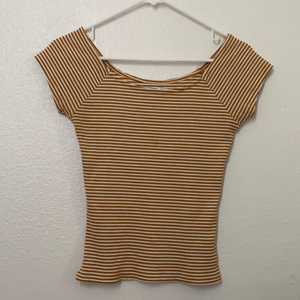 orange striped shirt💞